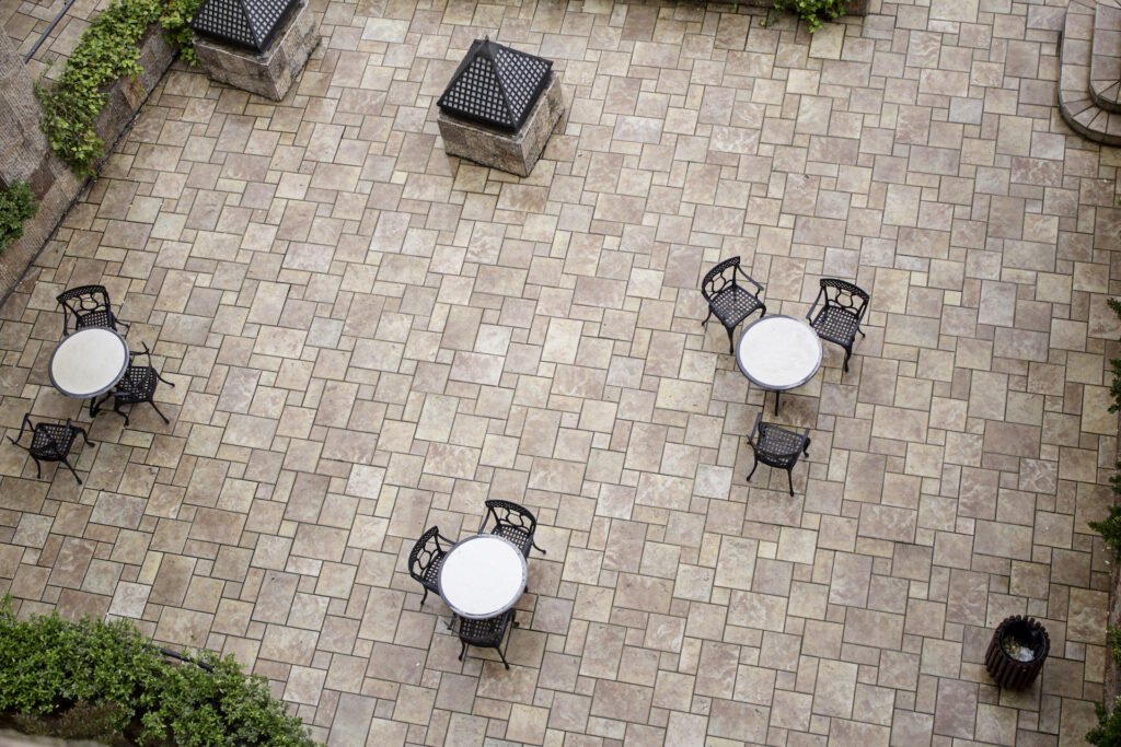 outdoor-terrace-bar-on-public-building